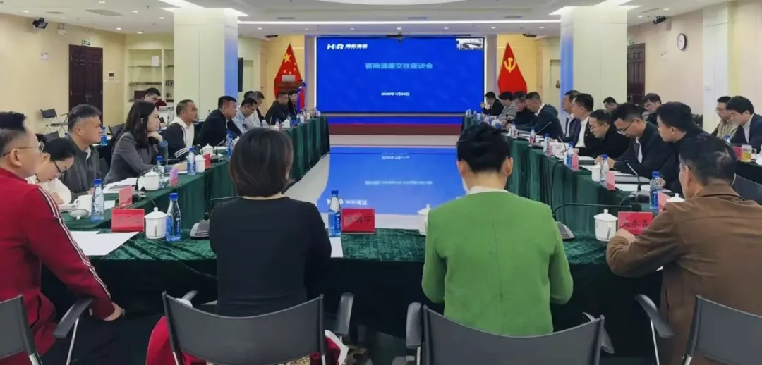 12a89cd3fcc749cab685731c296aa661